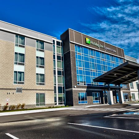 Holiday Inn Express & Suites Vaudreuil-Dorion By Ihg Εξωτερικό φωτογραφία