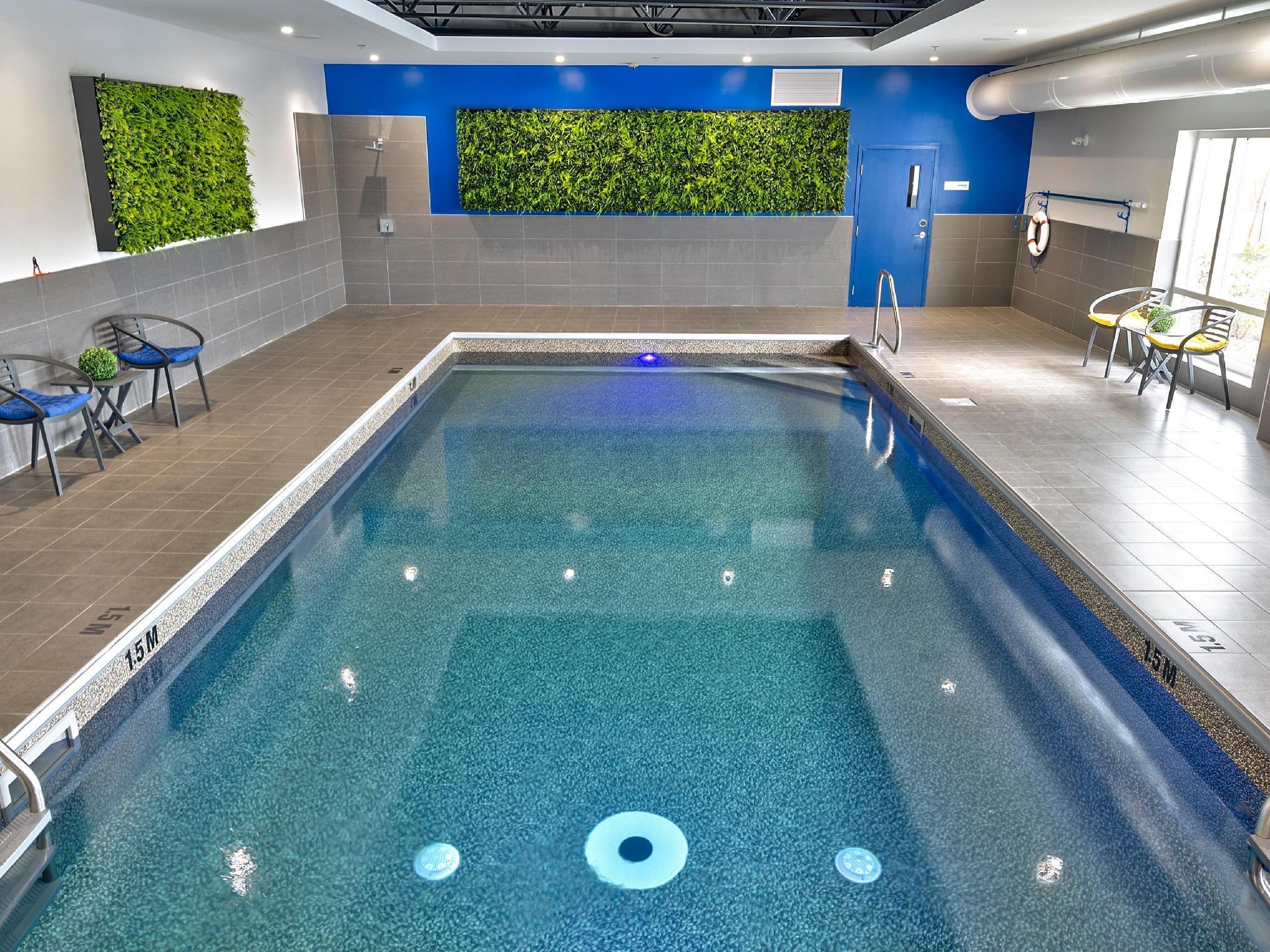 Holiday Inn Express & Suites Vaudreuil-Dorion By Ihg Εξωτερικό φωτογραφία